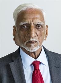 Profile image for Councillor Gul Khan